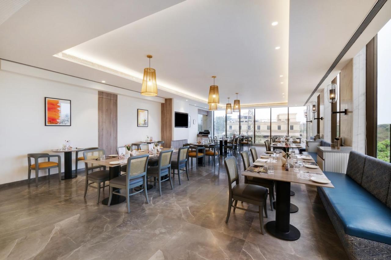7 Apple Hotel Mahape, Nova Bombaim Exterior foto